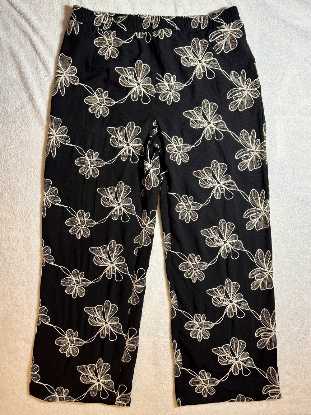 Wren Black Wide-Leg Pants with White Floral Embroidery